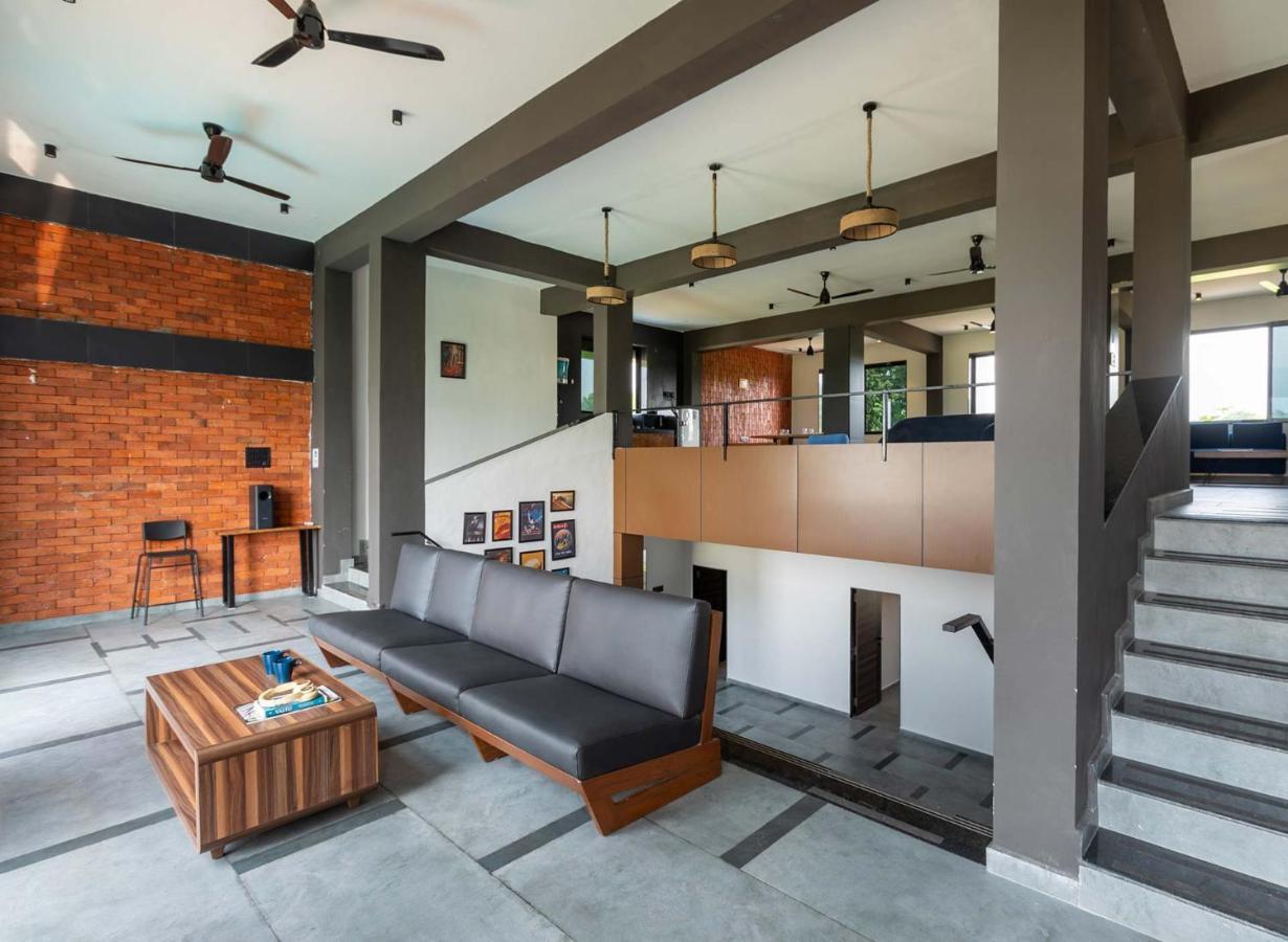 Two Villa By Stayvista With Infinity Pool, Farm & Mountain Views, Modern Interiors Karjat Exteriör bild
